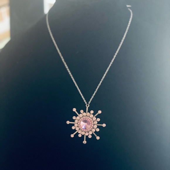 NWT Stunning handmade Swarovski Crystal necklace - Picture 4 of 5